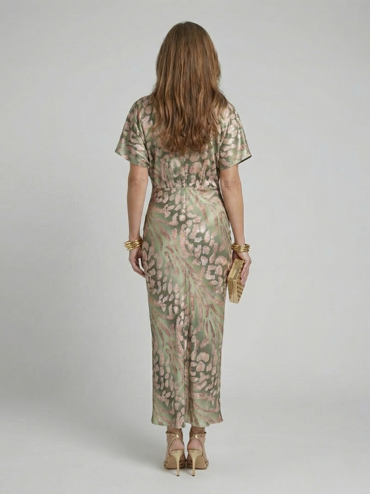 Giulia | Natural Elegance Midi Dress